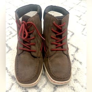 NWOT SPERRY Billfish boots. Size M3